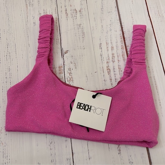 Beach Riot Pink Bikini Top - Picture 6 of 7